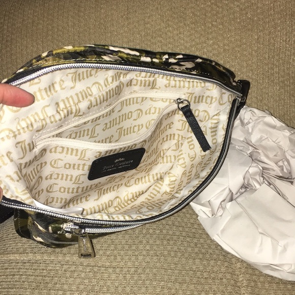 💚 NWT Juicy Couture Star Studded Belt Bag - Picture 4 of 8
